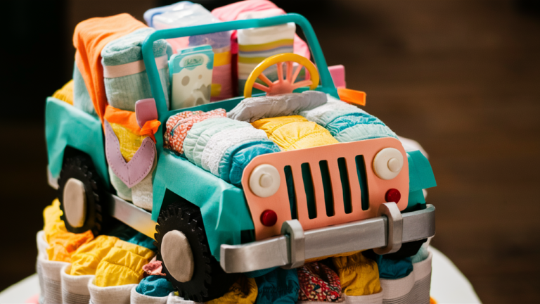 15 Creative Jeep-themed diaper cakes for Jeep Lovers Jeep-themed diaper cakes