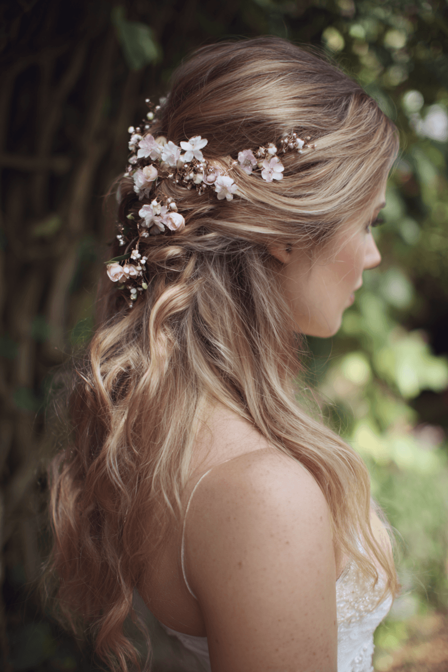 27 Bridal Half Up Half Down Hairstyles with Curls and Waves