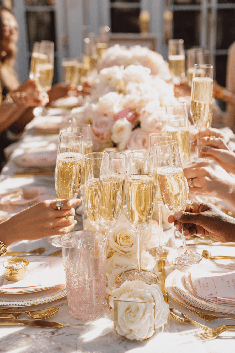 27 Fun and Classy 40th Birthday Ideas for Women