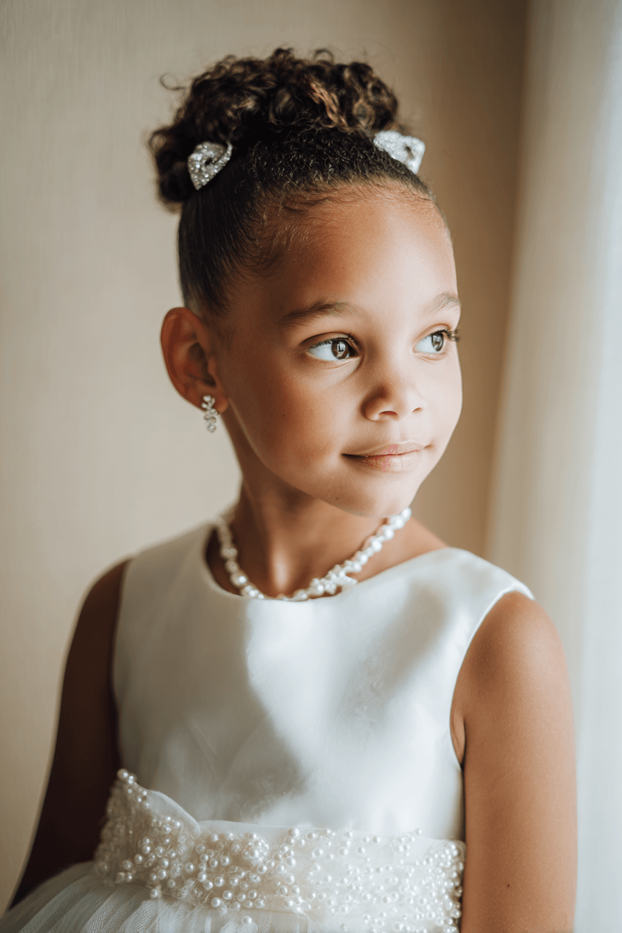 27 Sweet and Simple Flower Girl Hair Ideas That Stay All Day